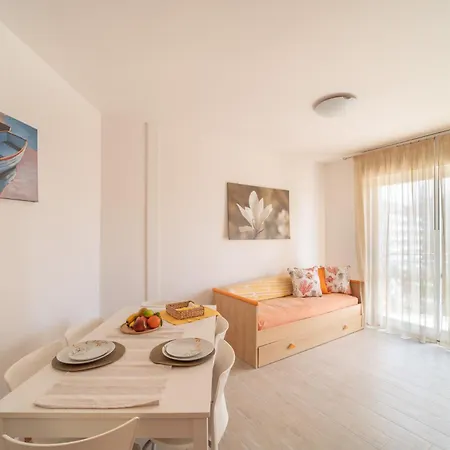Residenza Puerto Do Sol アパート *