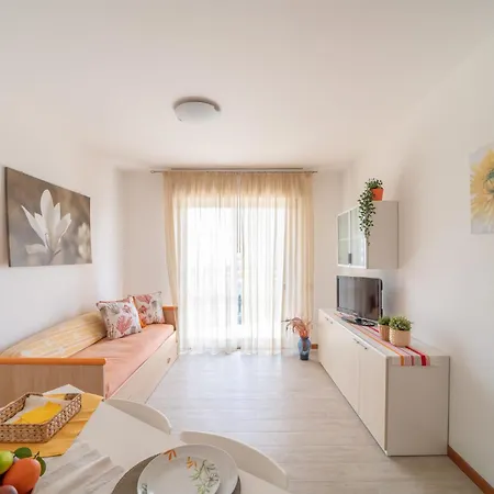 アパート Residenza Puerto Do Sol リニャーノ・サッビアドーロ