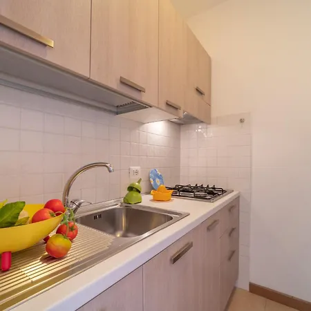 Residenza Puerto Do Sol * لينانو سابيادورو